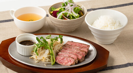 国産牛のランプいちぼステーキ定食1,800円