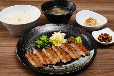 極上厚切り牛たん焼き定食